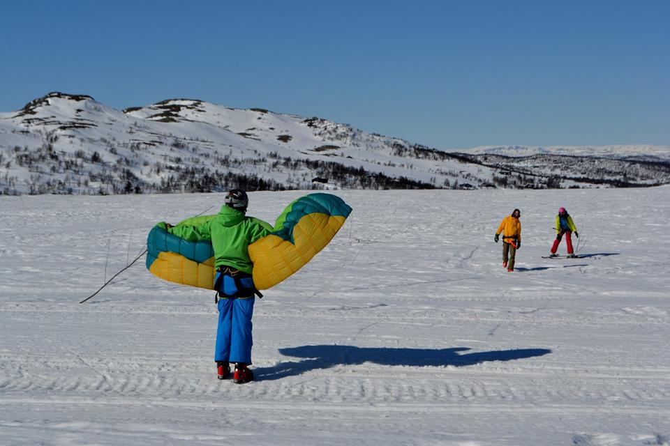 Snowkiting 1